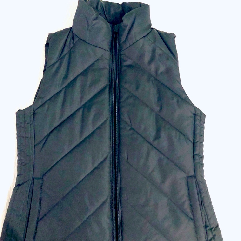 NEW YORK & COMPANY VEST SIZES XS